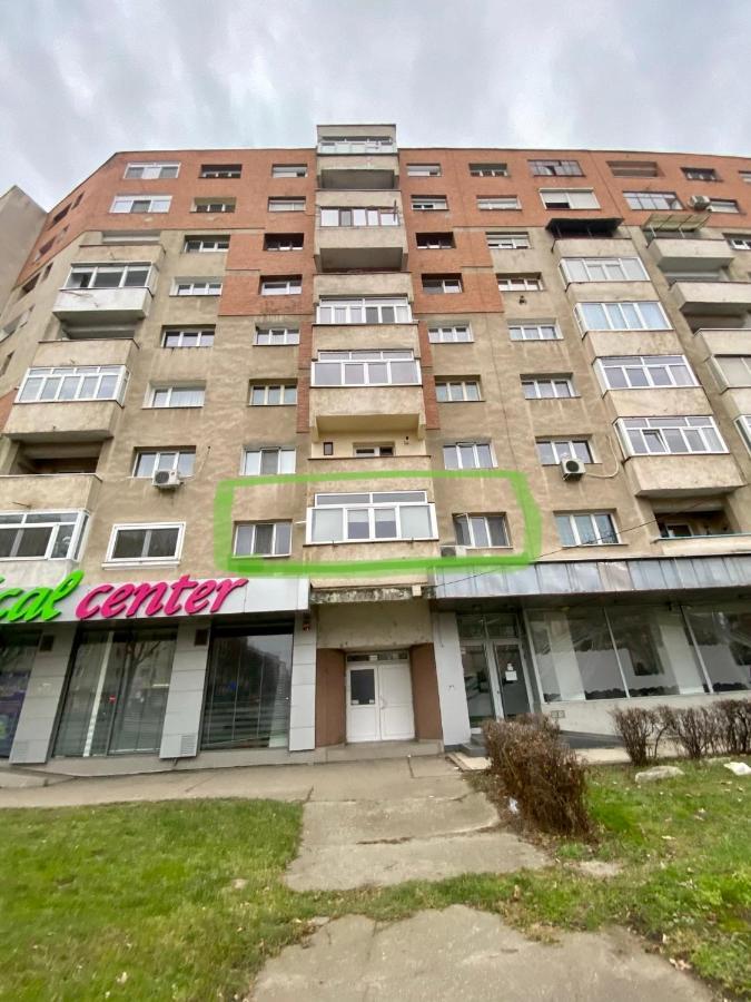 Henriett'S Cosy Place Satu Mare Exterior photo